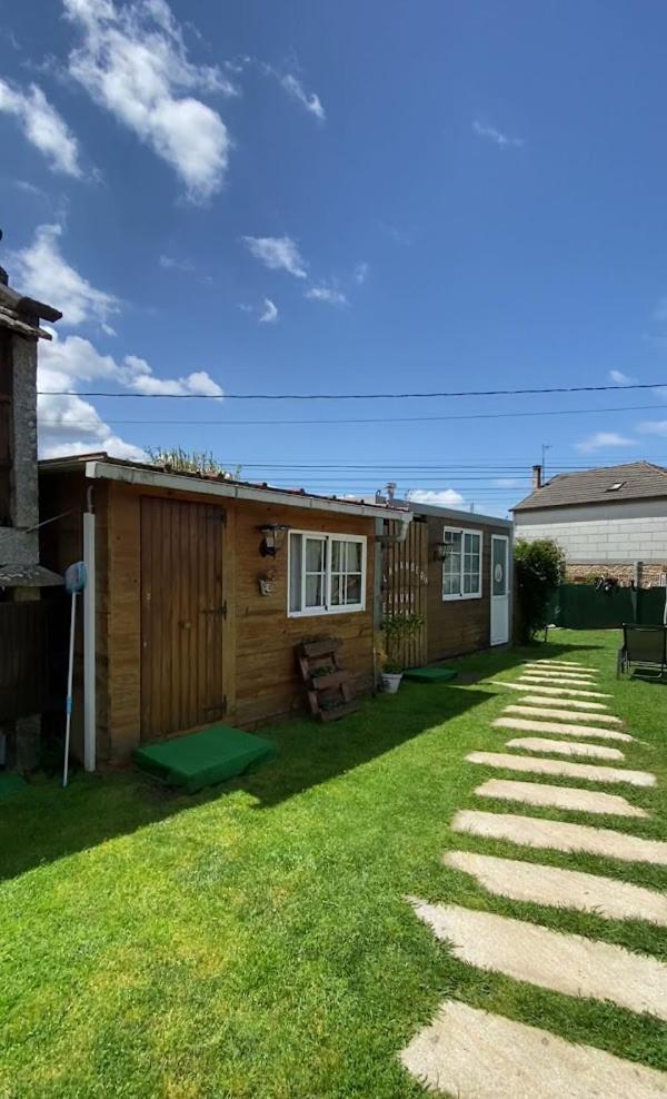 Albergue Vintecatro Caldas De Reis Eksteriør billede