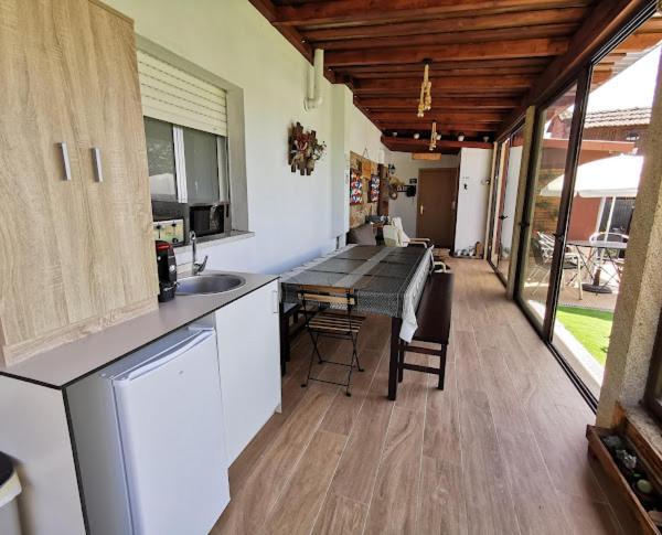 Albergue Vintecatro Caldas De Reis Eksteriør billede